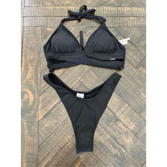 Wild Fable Shade & Shore Black Bikini Swimsuit Size Medium New - Picture 4 of 6